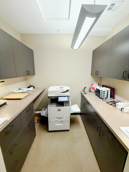 More Photos Of 1880 W Judith Ln, Boise Office For Sale