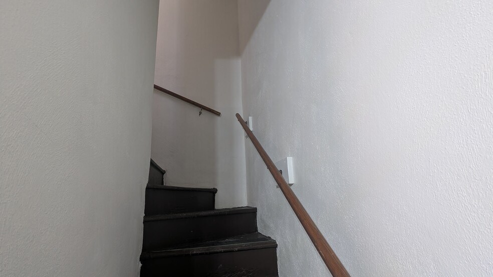 More Photos Of 15-17 Emmett St, Providence Apartments For Sale