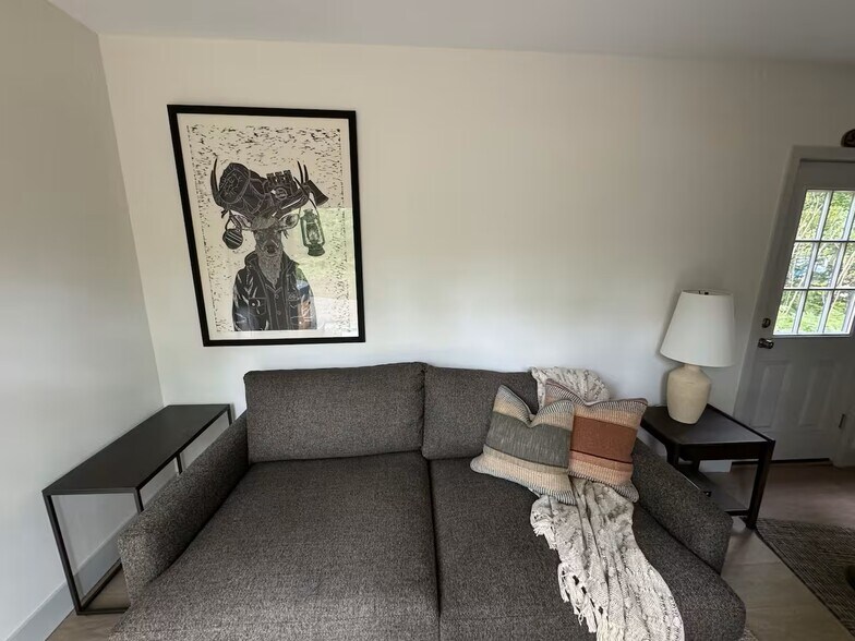 More Photos Of 9239 E 8 Mile Rd, Luther Hotel For Sale