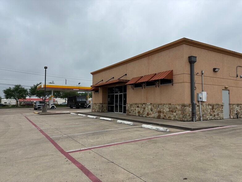 More Photos Of 6601 Broadway St, Pearland Storefront Retail Office For Lease