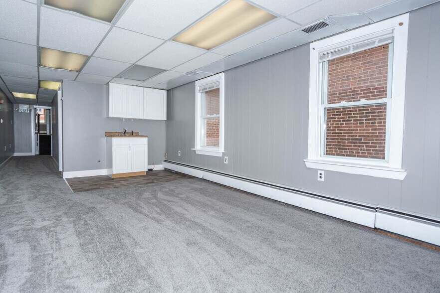 More Photos Of 115 W Mulberry St, Baltimore Office Residential For Sale