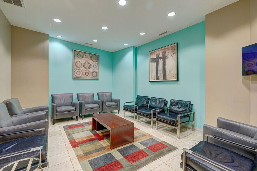 More Photos Of 1717 Shipyard Blvd, Wilmington Medical For Lease
