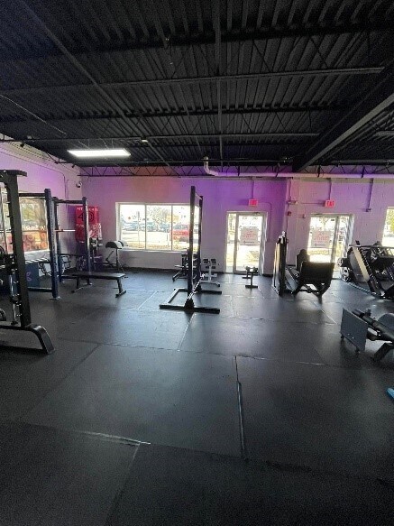 More Photos Of 1341 Hughes Ford Rd, Frederick Light Manufacturing For Sale
