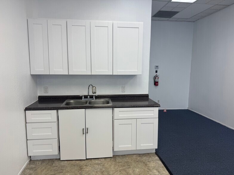 More Photos Of 970 Broadway, Chula Vista Unknown For Lease