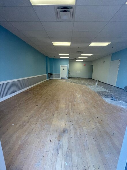 More Photos Of 11100 SW 93 Court Rd, Ocala Unknown For Lease