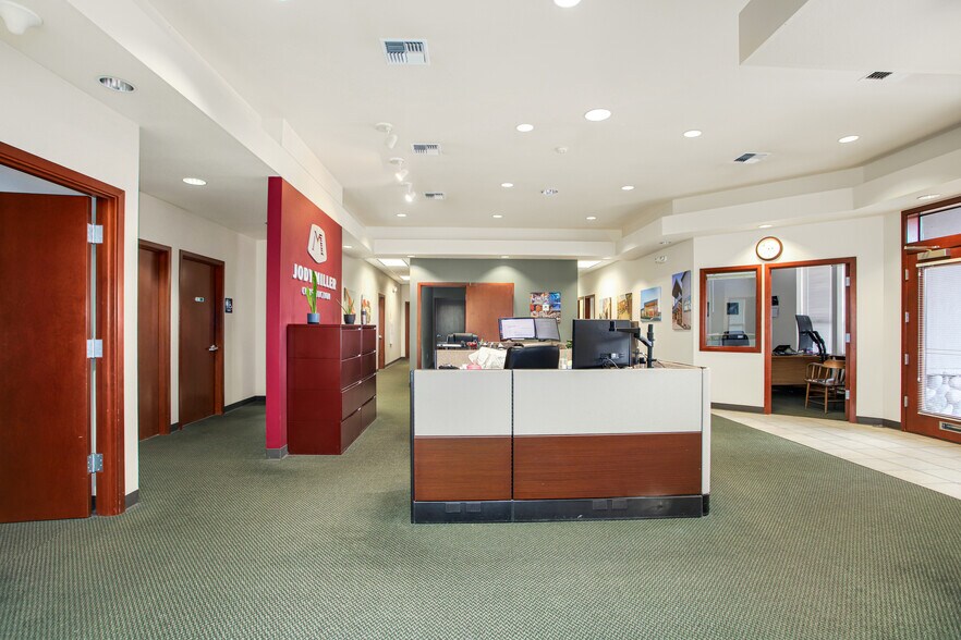 More Photos Of , Spanaway Office For Sale