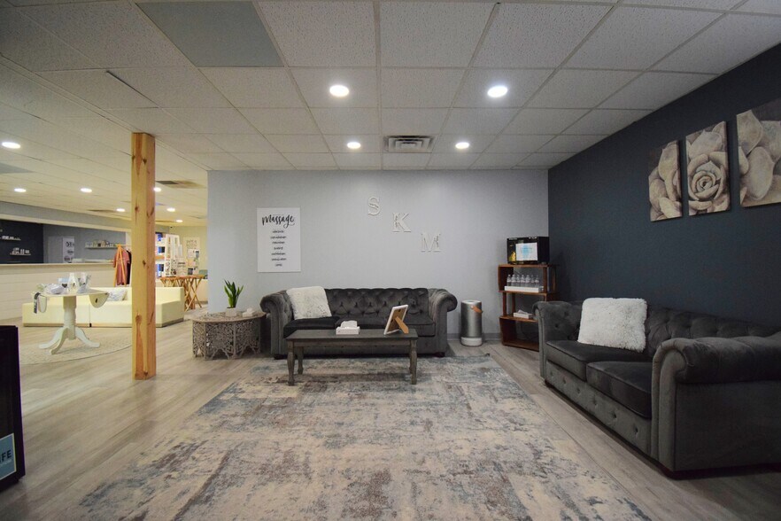 More Photos Of 1708 Jefferson Ave, Mount Vernon Office For Sale