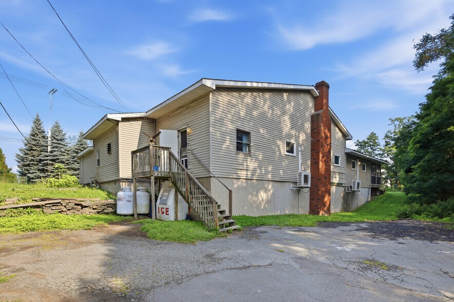 More Photos Of 225 Owego Turnpike, Waymart Specialty For Sale