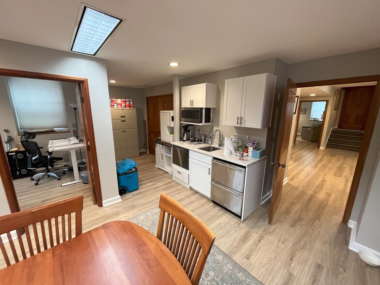 More Photos Of 100 Silver St, Portland Office For Lease