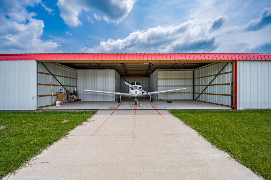 More Photos Of 7015 S 143rd St E, Derby Airplane Hangar For Sale