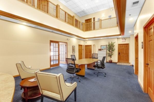 More Photos Of 19027 S Jodi Rd, Mokena Warehouse For Lease