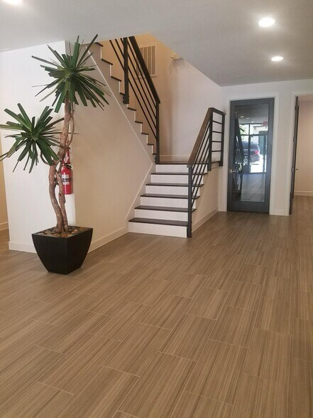 More Photos Of 26207 Oak Ridge Dr, Spring Medical For Lease