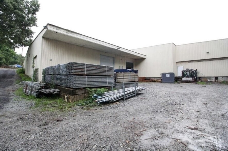 More Photos Of 59 Rogers Ave, Jasper Warehouse For Sale