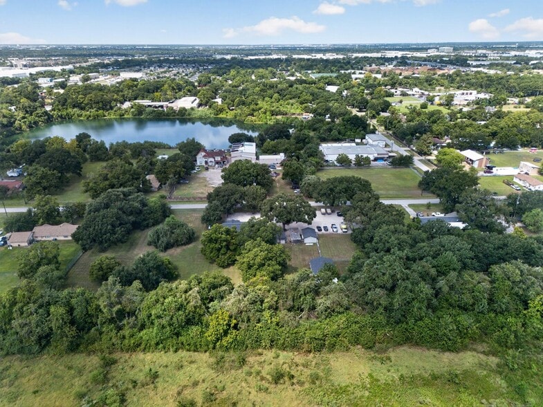 More Photos Of 9326 Kay Ln, Houston Office Residential For Sale