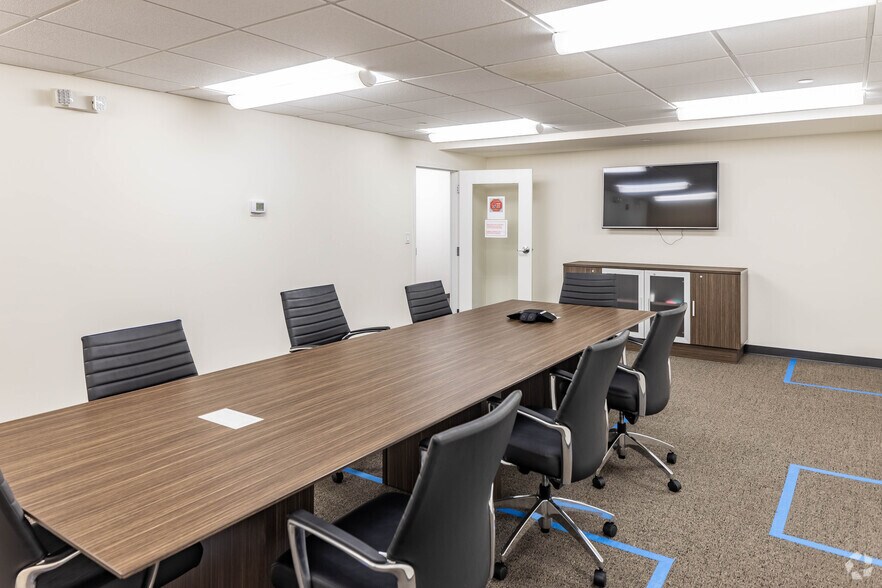 More Photos Of 2455 E Sunrise Blvd, Fort Lauderdale Loft Creative Space For Lease