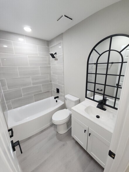 More Photos Of , Bradenton Multifamily For Sale