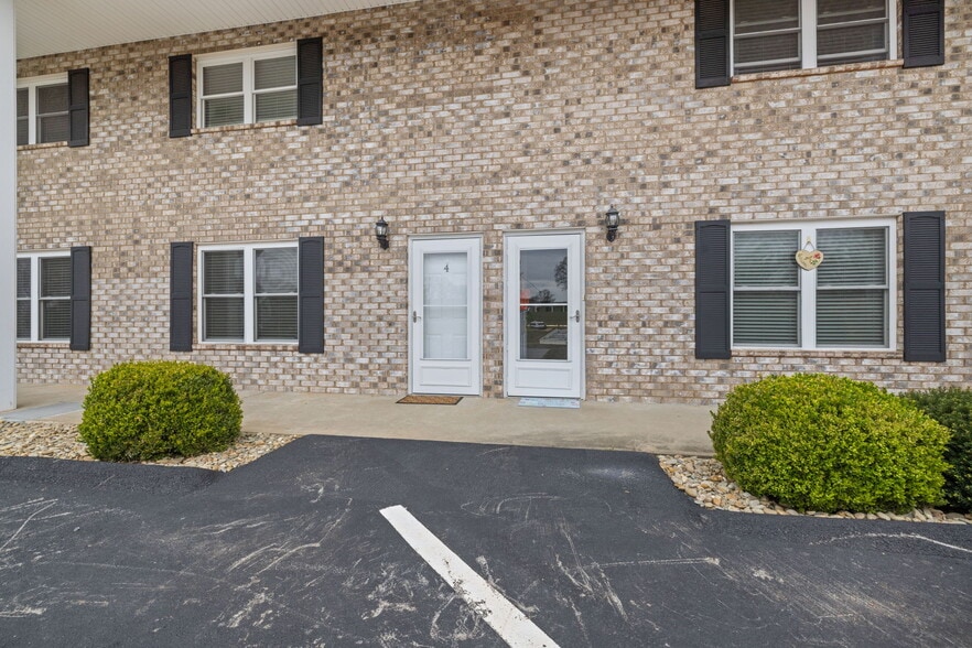 More Photos Of 730 Sir Echo Dr, Kingsport Multifamily For Sale