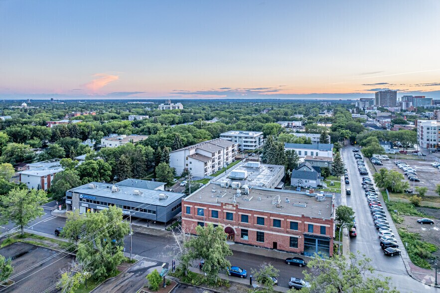 More Photos Of 8016 105th St NW, Edmonton Office For Sale