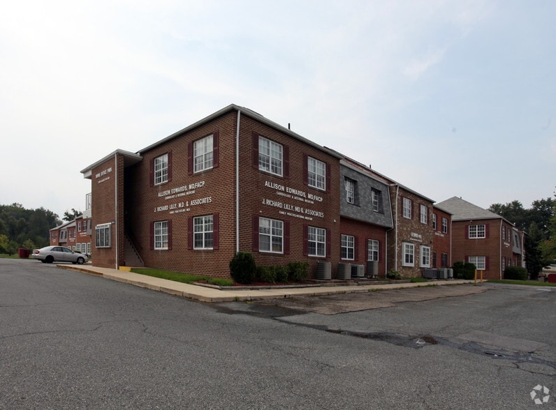 Primary Photo Of 14300 Gallant Fox Ln, Bowie Medical For Sale