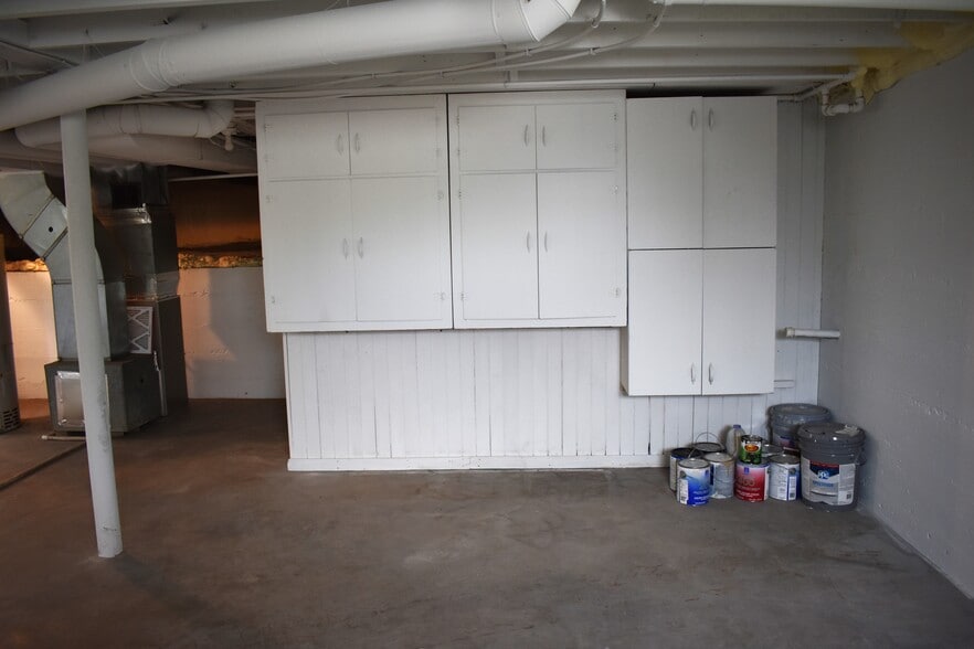 More Photos Of 1014 E 10th St, Jeffersonville Office Residential For Sale