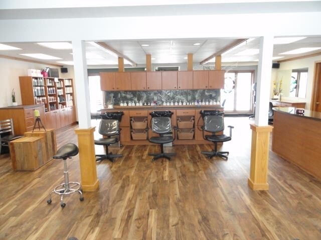 More Photos Of 6562 Lake Rd, Windsor Storefront Retail Office For Sale