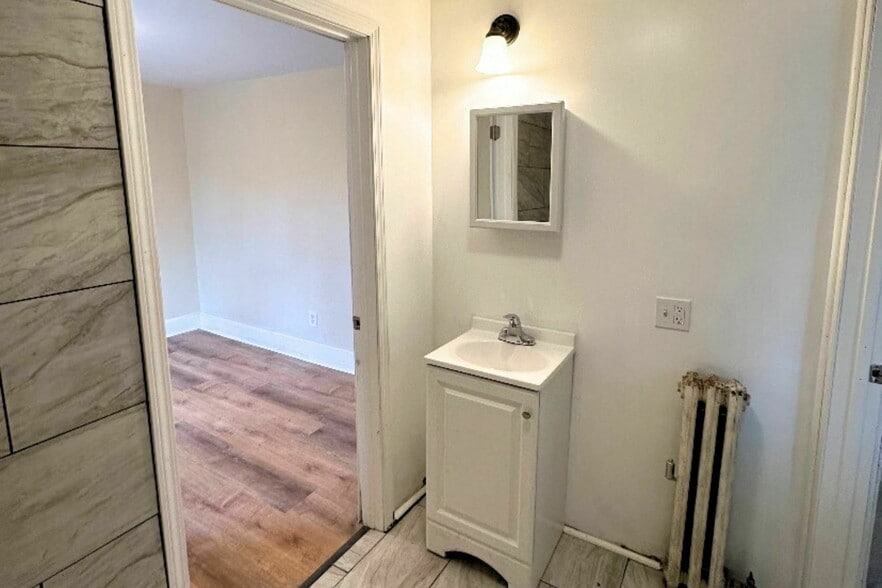 More Photos Of 7 Tremont Ave, Binghamton Apartments For Sale