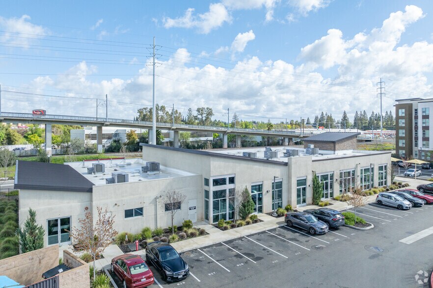 More Photos Of 2910 Ramona Ave, Sacramento Office For Lease
