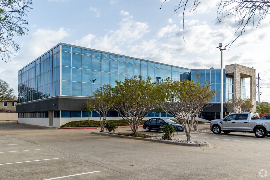 More Photos Of 2245 Keller Way, Carrollton Office For Lease