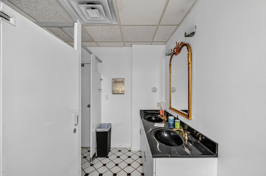 More Photos Of 89 Valley Rd, Montclair Medical For Sale