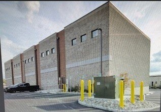 More Photos Of 131 Fairfield Rd, Fairfield Distribution For Lease