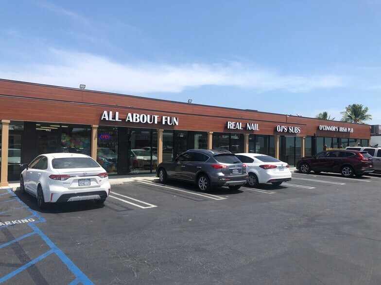 Primary Photo Of 4130-4146 Paramount Blvd, Lakewood Storefront For Lease