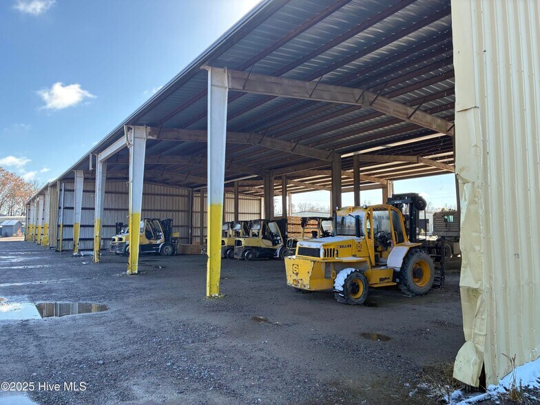 More Photos Of 141 Knobbs Creek Dr, Elizabeth City Industrial For Sale