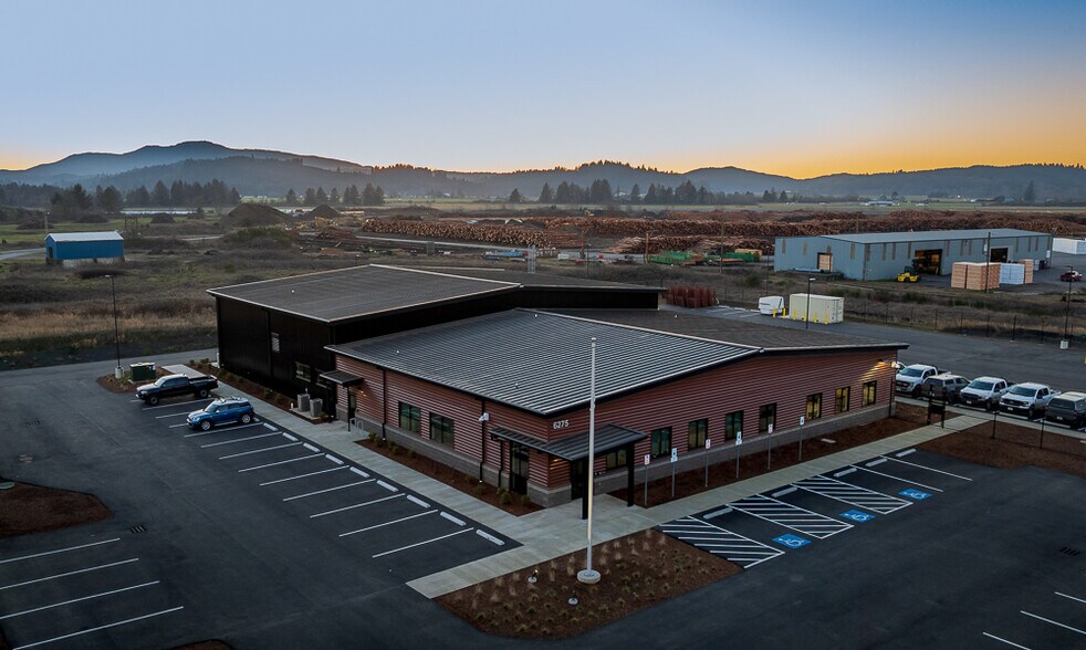 More Photos Of 6275 Blimp Blvd, Tillamook Industrial For Sale