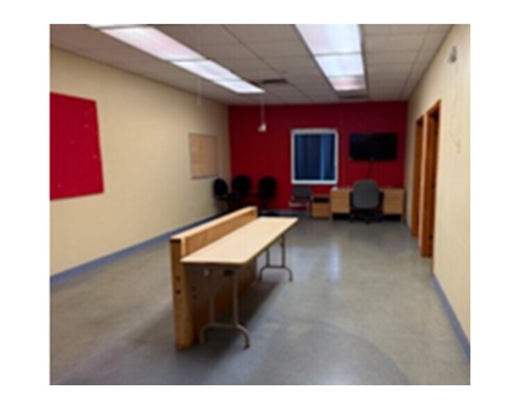 More Photos Of 10812 Mark Twain Rd, West Frankfort Industrial For Sale