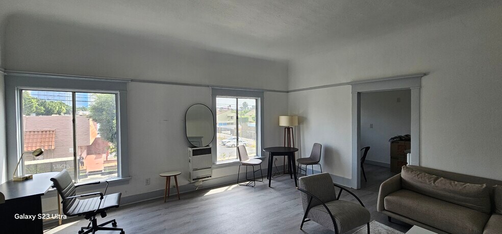 More Photos Of 1600-1604 W Pico Blvd, Los Angeles Apartments For Lease