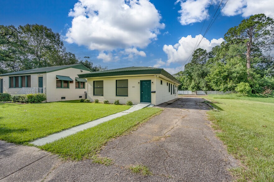 More Photos Of 1403 Spring Hill Ave, Mobile Healthcare For Sale