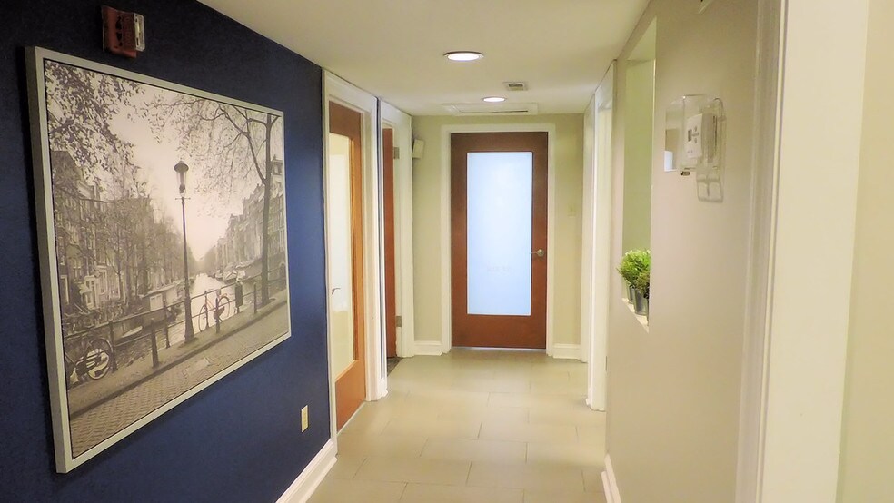 More Photos Of 207 Leedom St, Jenkintown Office Residential For Lease