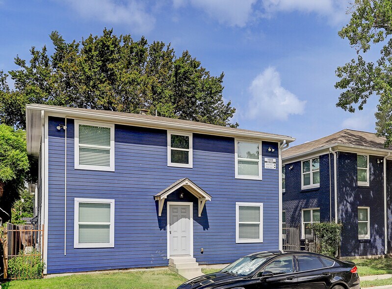 More Photos Of 1009 Enid St, Houston Apartments For Sale