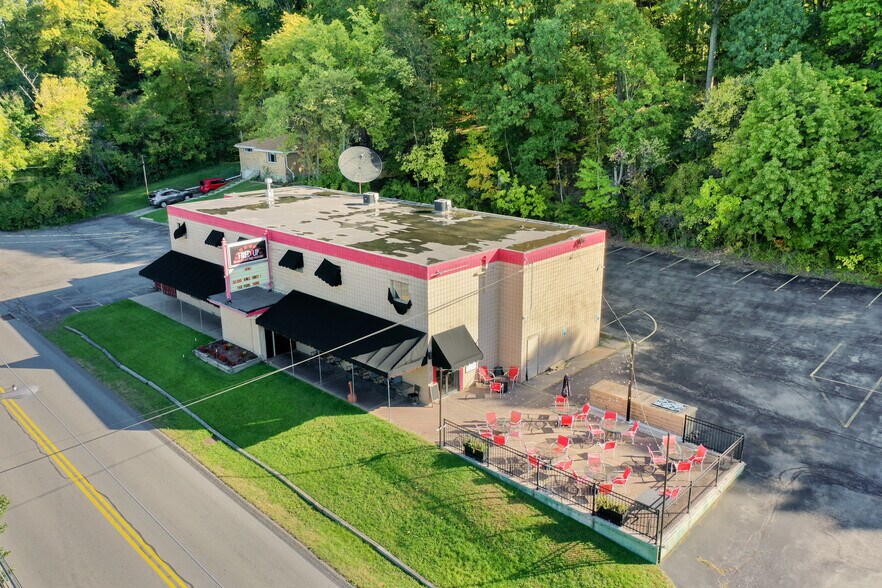 Primary Photo Of 2749 Noblestown Rd, Pittsburgh General Retail For Sale