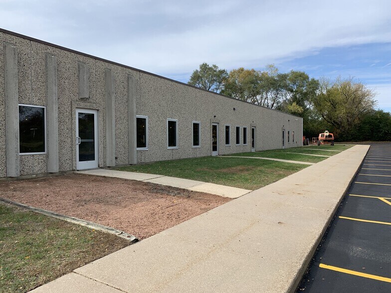 More Photos Of 2104 International Ln, Madison Light Distribution For Lease