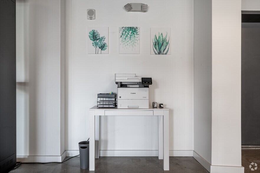 More Photos Of 97 Newkirk St, Jersey City Apartments For Lease