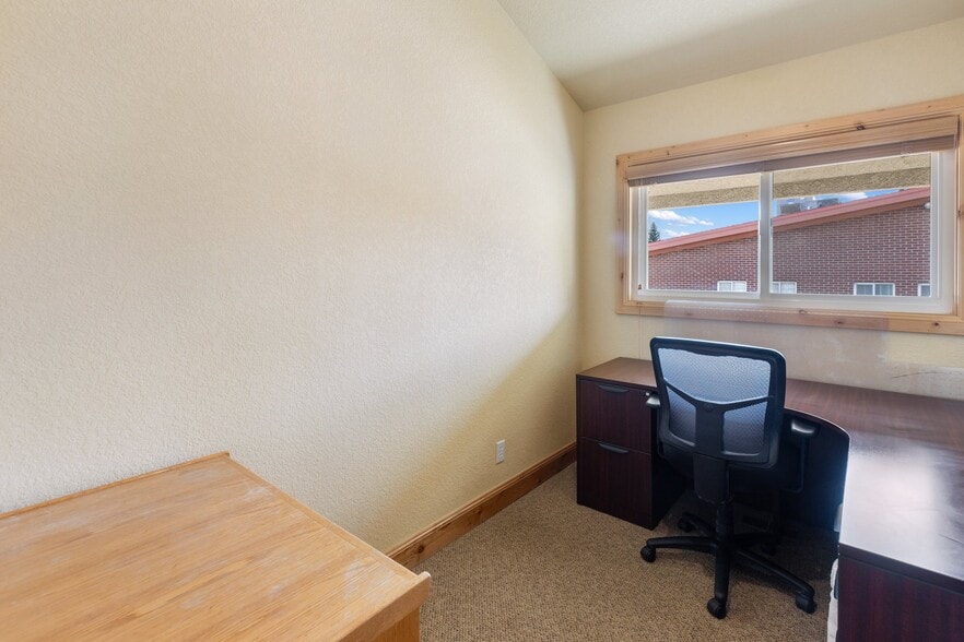 More Photos Of 350 N Pine St, Woodland Park Medical For Sale