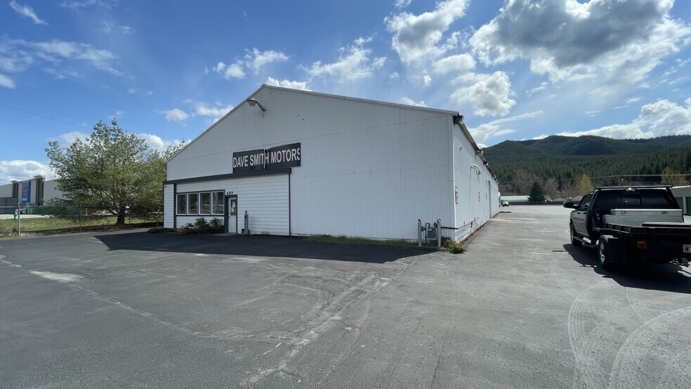 More Photos Of 689 Commerce Dr, Smelterville Warehouse For Lease