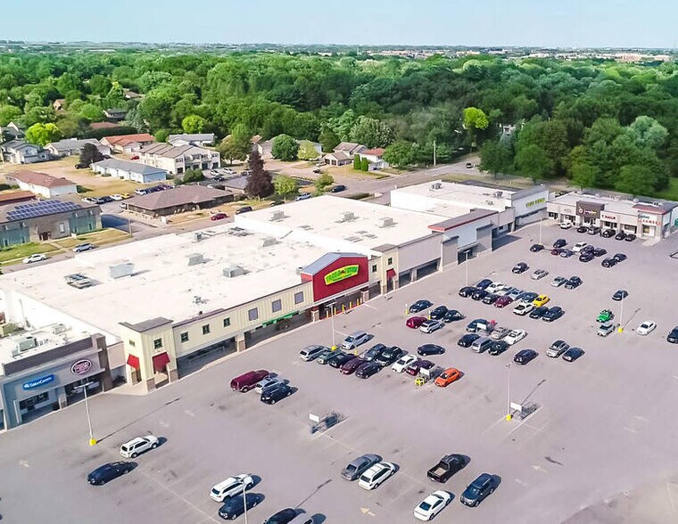 More Photos Of 2150 E Kimberly Rd, Davenport Unknown For Lease