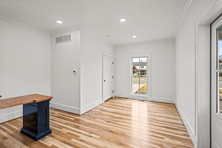 More Photos Of 300 S Route 73, Berlin Office For Sale