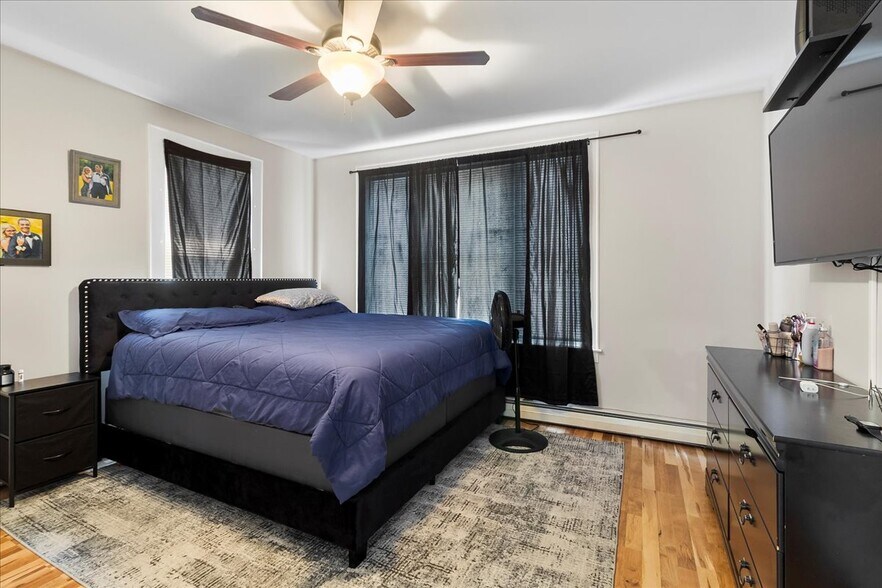 More Photos Of 39 Hudson St, South Glens Falls Storefront Retail Residential For Sale