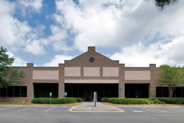 Primary Photo Of 1335 Northmeadow Pky, Roswell Light Manufacturing For Lease