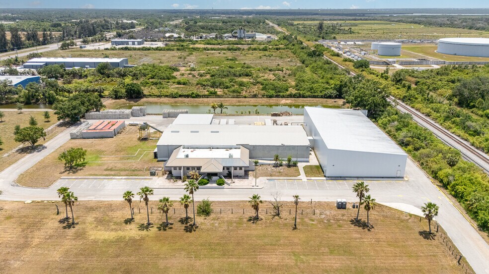 More Photos Of 2105 S Dock St, Palmetto Food Processing For Sale