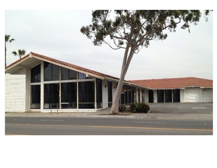 Primary Photo Of 1505 W 6th St, Corona Freestanding For Lease
