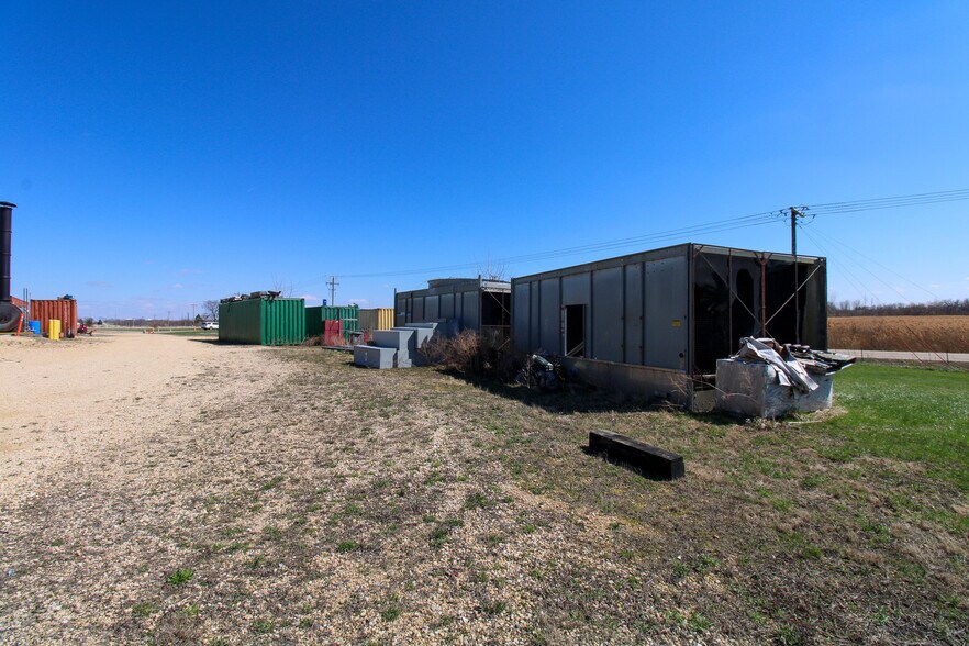 More Photos Of 5640 44th Ave S, Clinton Industrial For Sale